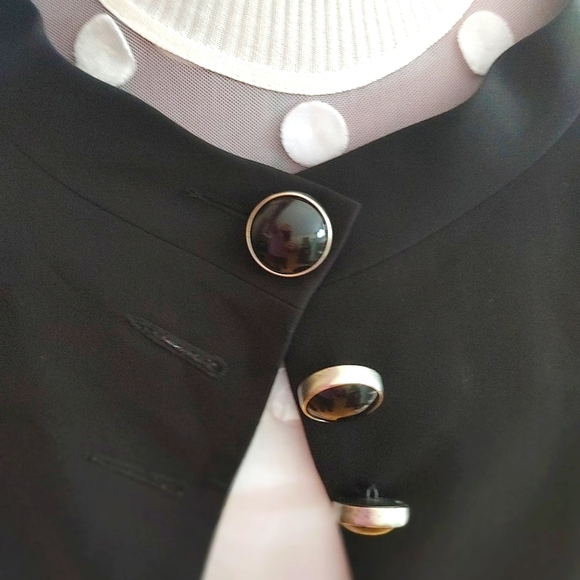 NWOT Short sleeve shall / jacket - Picture 3 of 6